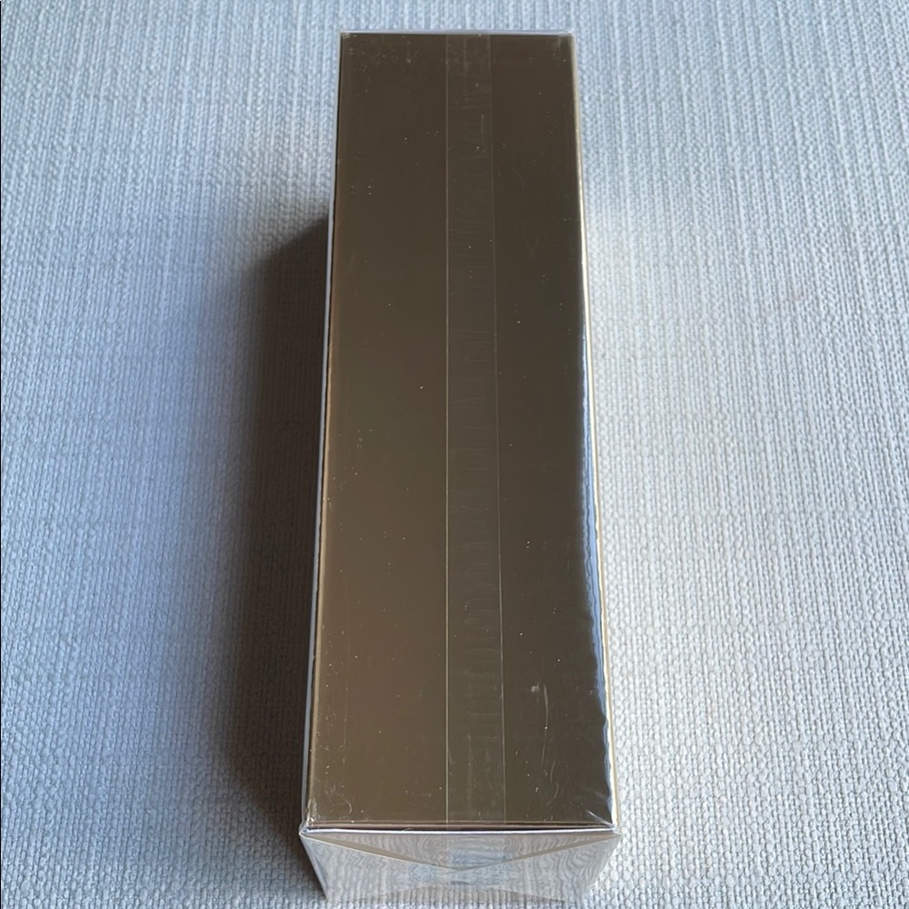 Estee Lauder Re-Nutriv ultimate lift regenerating youth Treatment Lotion - Picture 10 of 14